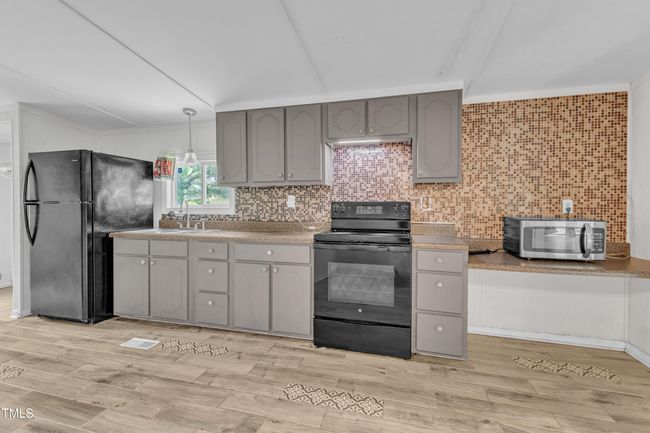 12-64 Doughty-13 | Image 10