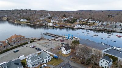 39 Sea Street, House other with 4 bedrooms, 2 bathrooms and null parking in Camden ME | Image 3