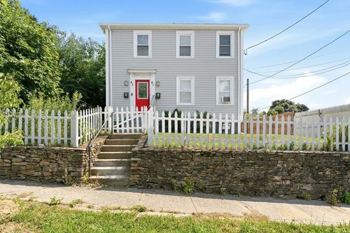41 Rochambeau Ave, Providence, RI, 02906-1909 | Card Image