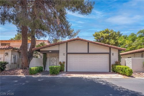 2204 Plaza Del Robles, Las Vegas, NV, 89102 | Card Image