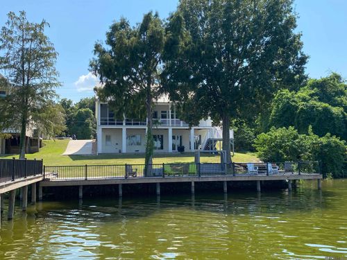 7522 False River Rd, Oscar, LA, 70762-6220 | Card Image