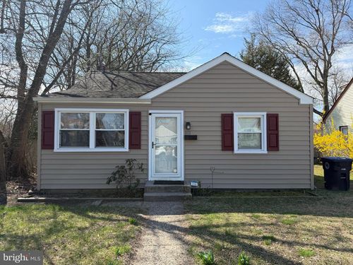 111 E Park Ave, LINDENWOLD, NJ, 08021-1632 | Card Image