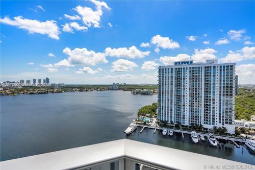 1407-17301 Biscayne Boulevard, North Miami Beach, FL, 33160 | Card Image