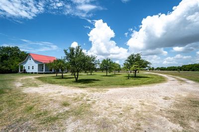 Picture postcard perfect, check out the close proximity to the gorgeous bay. Drawn lines are not indicative of actual property lines, they are only estimations. | Image 3