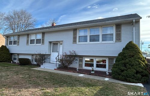47 Williamson Rd, Hamden, CT, 06517-2228 | Card Image