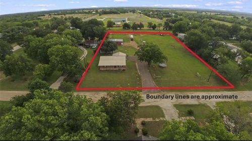 110 N Avenue D, Wortham, TX, 76693-4938 | Card Image
