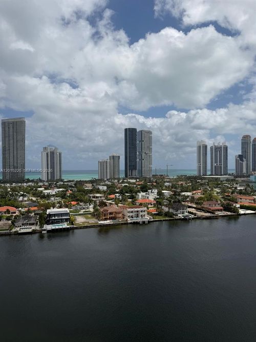 1801-19101 Ne 36th Ct, Aventura, FL, 33180 | Card Image