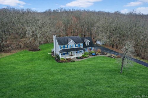 89 James Wilkinson Rd, Rock Tavern, NY, 12575-5320 | Card Image