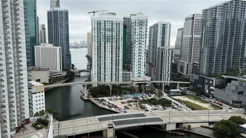 apt-3013-90 Sw 3rd St, Miami, FL, 33130-4060 | Card Image