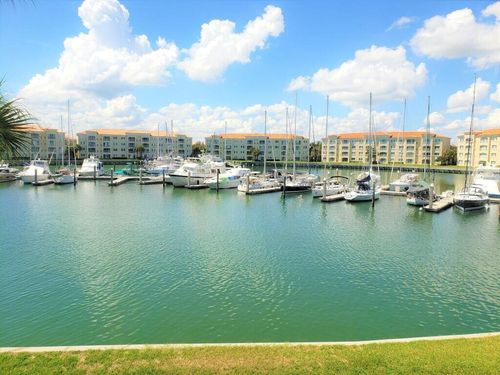 204-10 Harbour Isle Dr E, Fort Pierce, FL, 34949-2762 | Card Image