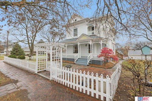 1101 N East Ave, York, NE, 68467-1924 | Card Image