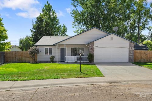 7801 E Mountain Oak Dr, Nampa, ID, 83687-9453 | Card Image