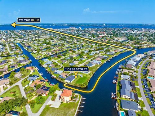 1105 Se 38th St, Cape Coral, FL, 33904-7948 | Card Image