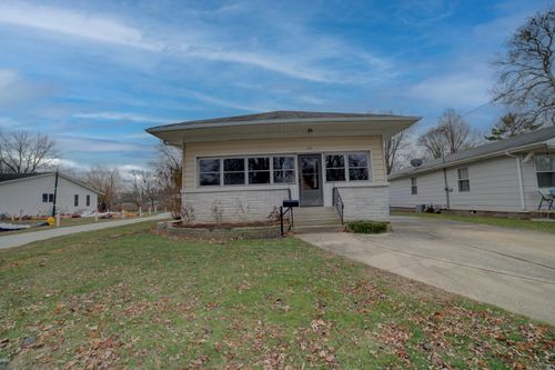 535 E Mulberry Street, Watseka, IL, 60970 | Card Image