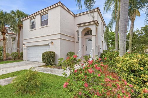 15901 Nw 5th St, Pembroke Pines, FL, 33028-1572 | Card Image