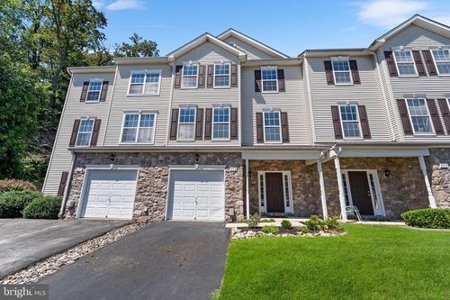 473 Marion Rd, YORK, PA, 17406-1562 | Card Image