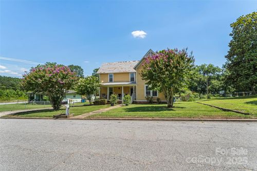 202 E Central Ave, Catawba, NC, 28609-9520 | Card Image