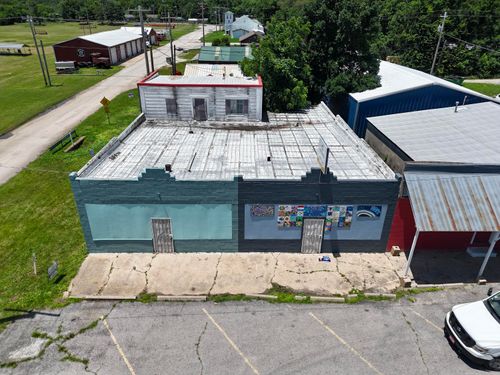 136 S Main St, Spavinaw, OK, 74366 | Card Image