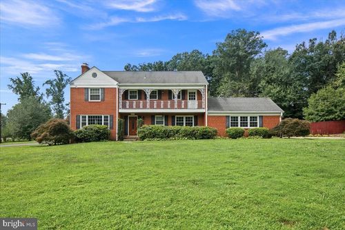 4601 Tarpon Ln, ALEXANDRIA, VA, 22309-3140 | Card Image