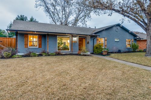 3135 Timberview Rd, Dallas, TX, 75229-5846 | Card Image