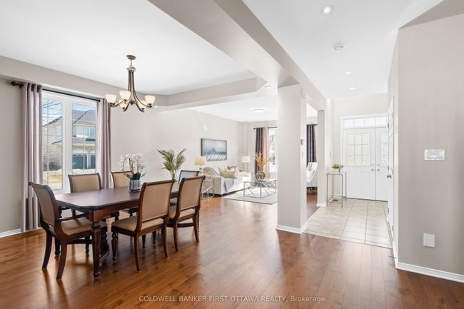 831 Dalkena Pl, House other with 4 bedrooms, 4 bathrooms and 4 parking in Nepean ON | Image 5