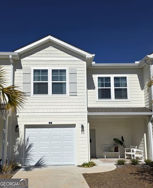 67 E Chapel Dr, Brunswick, GA, 31525-1230 | Card Image