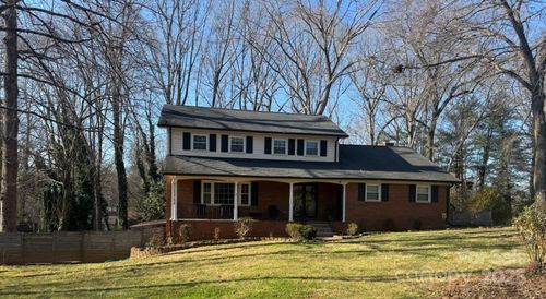 pt21-611 5th Ave Ne, Conover, NC, 28613-1622 | Card Image