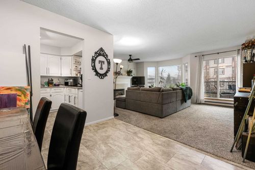 202-45604 Brett Ave, Chilliwack, BC, V2P1N9 | Card Image