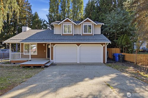 8814 159th St E, Puyallup, WA, 98375-8948 | Card Image