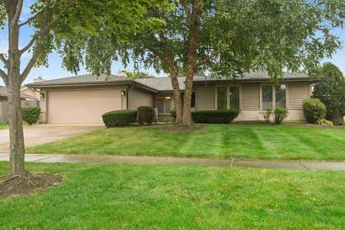 260 Bedford Ln, Bloomingdale, IL, 60108-1804 | Card Image