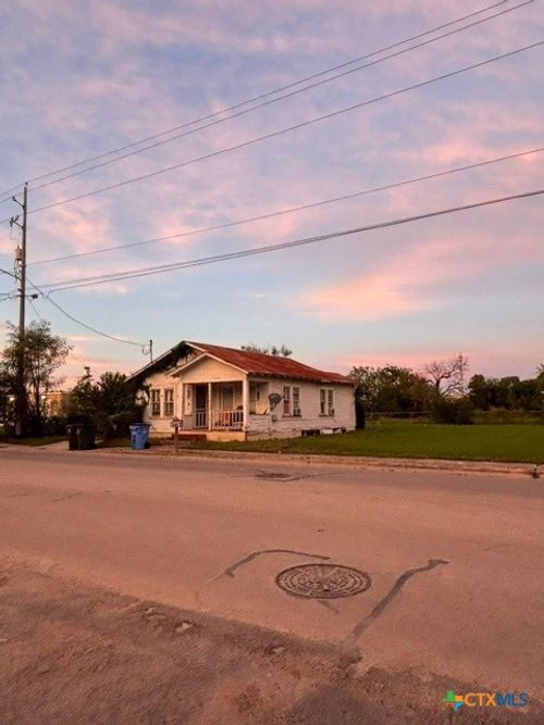 1405 1315 N Guadalupe Street, Seguin, TX, 78155 | Card Image