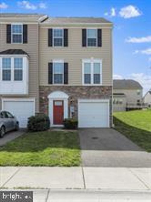 100 Norwood Dr, FALLING WATERS, WV, 25419-0139 | Card Image