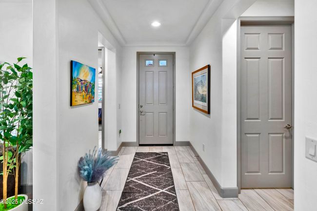 Foyer | Image 4