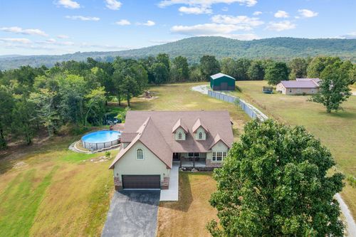 124 Howe Park Rd, Kirbyville, MO, 65679-7329 | Card Image