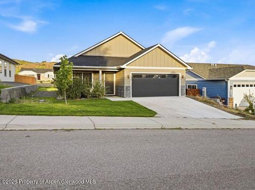 306 Tobiano Ln, Silt, CO, 81652-8522 | Card Image