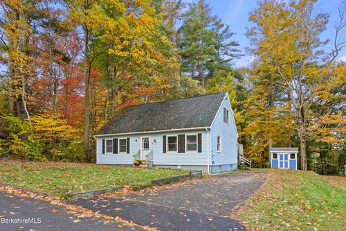 90 Orlando Ave, Pittsfield, MA, 01201 | Card Image