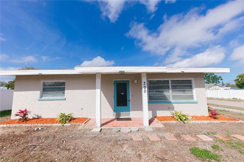 300 53rd St W, BRADENTON, FL, 34209-2750 | Card Image