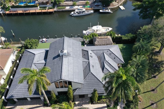 4000 Ne 23 Rd Ave, House other with 3 bedrooms, 4 bathrooms and null parking in Lighthouse Point FL | Image 6