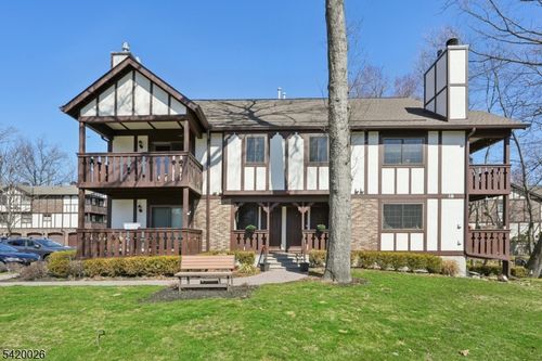 1810 Faulkner Ct, Mahwah, NJ, 07430-3492 | Card Image