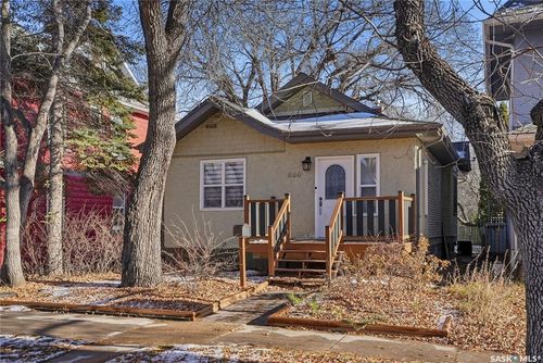 830 Av D N, Saskatoon, SK, S7L1N2 | Card Image