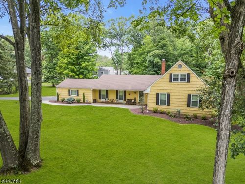 1117 Cambridge Ln, Bridgewater, NJ, 08807-1256 | Card Image