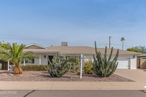 6702 E Monte Vista Rd, Scottsdale, AZ, 85257-2532 | Card Image