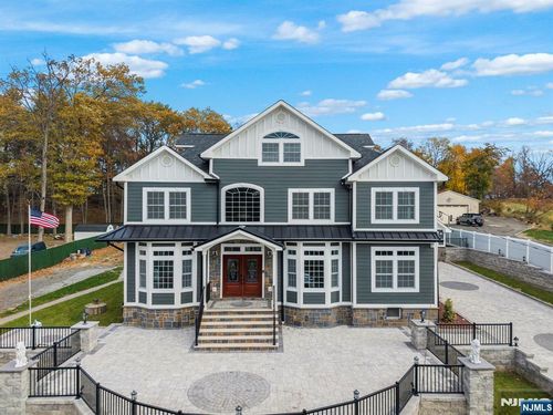 45 Dietrich Ln, North Haledon, NJ, 07508-2407 | Card Image