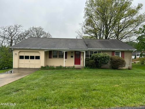 2501 15th St, Altoona, PA, 16601-2903 | Card Image