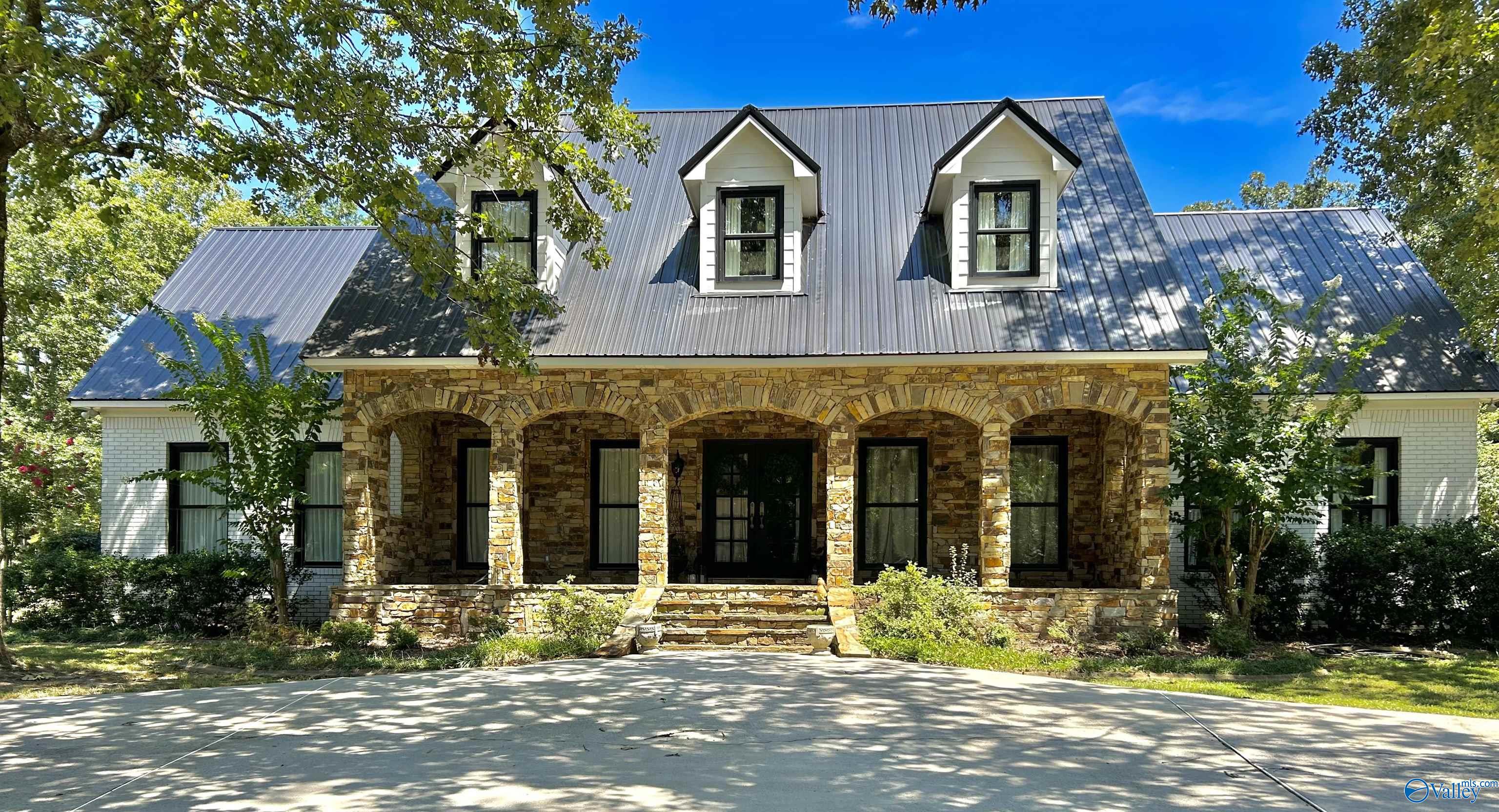 Kreekview Dr, Gadsden, AL 35901