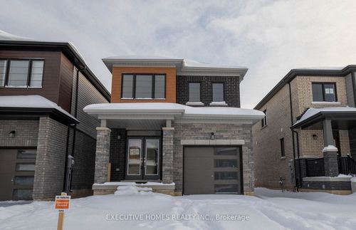 16 Ever Sweet Way, Thorold, ON, L2V0L1 | Card Image