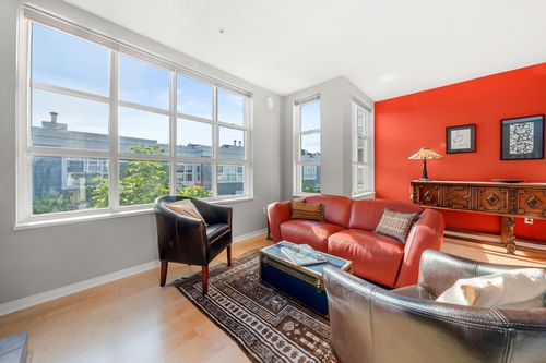 207-669 W 7th Ave, Vancouver, BC, V5Z1B6 | Card Image
