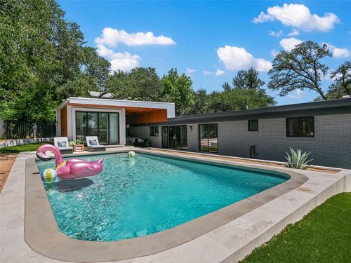 104 Westhaven Dr, West Lake Hills, TX, 78746-4441 | Card Image