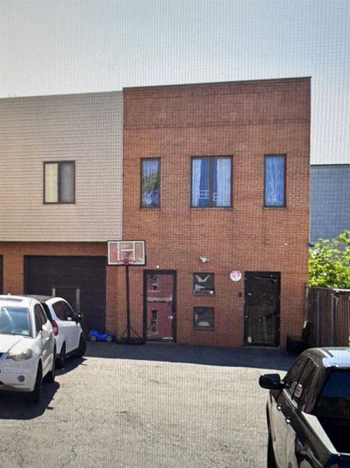 32 Grant St, Fairview, NJ, 07022-1903 | Card Image