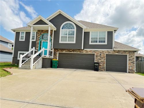 11219 Kimball Ave, Kansas City, KS, 66109-4446 | Card Image